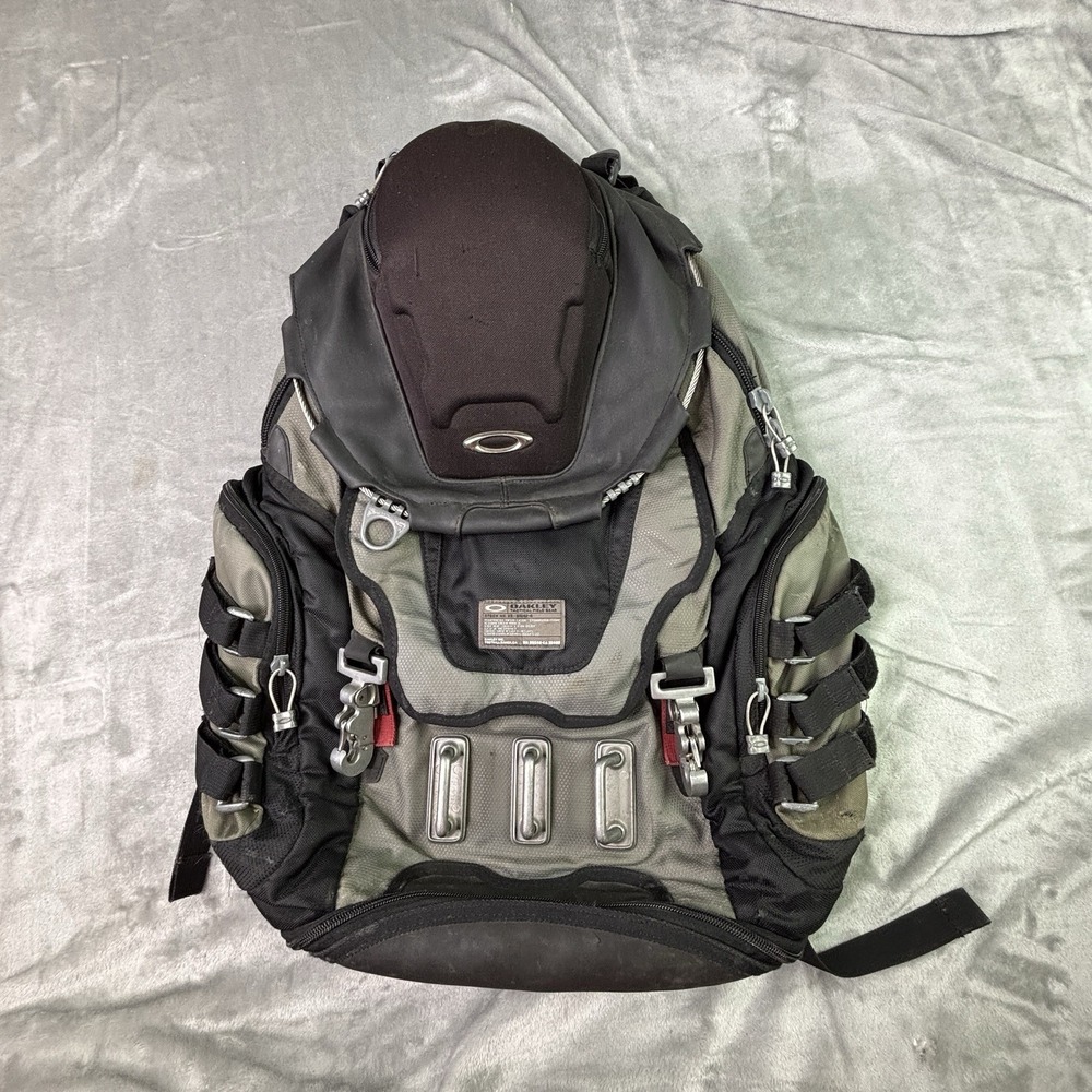 Oakley Tactical Field Gear Backpack 20-S1242-B Kitchen Sink  Black Heavy Duty
